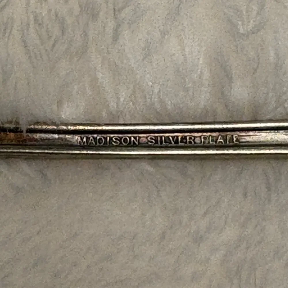 Vintage Oneida Madison Silver Plate Single Replacement Tea Spoon Teaspoon